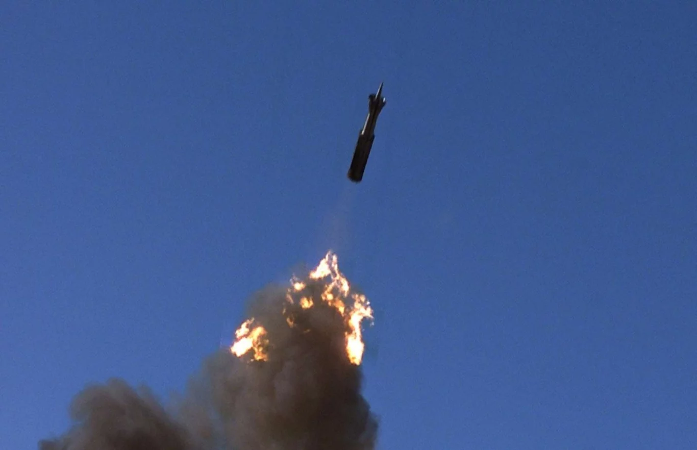 U.S. Army's Secret Weapon Blasts Past All Expectations – Ranges That Will Terrify Enemies!