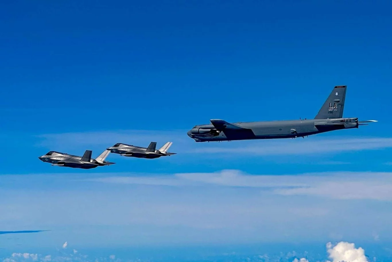 U.S. Jets and Bombers Flex Muscles Off Venezuela’s Coast – Is War Brewing?