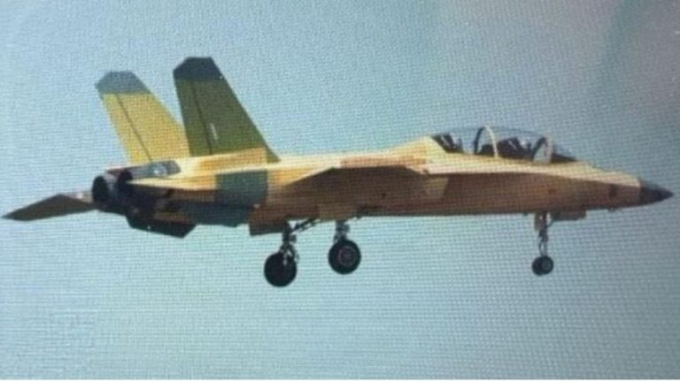 China's JL-XX Jet Trainer Takes First Flight