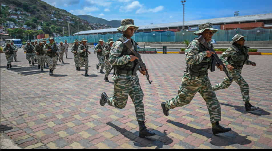 Venezuela Mobilizes 200K Troops vs. U.S. Air Strike Threat