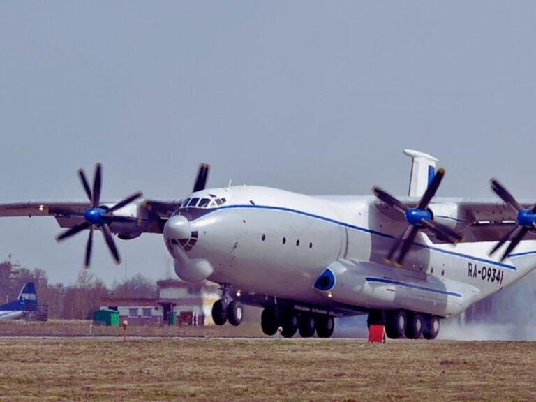 Russian An-22 Military Transport Crashes in Ivanovo Region, Seven Crew Aboard