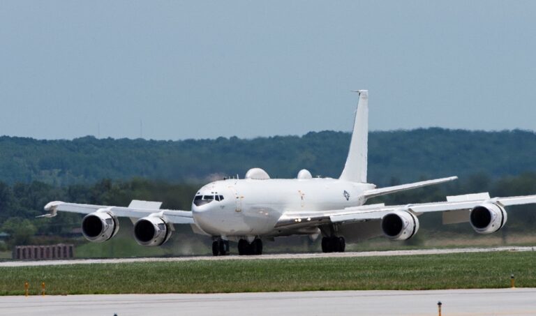 U.S.-Navy-selects-Northrop-Grumman-for-modernization-of-E-6B-Mercury